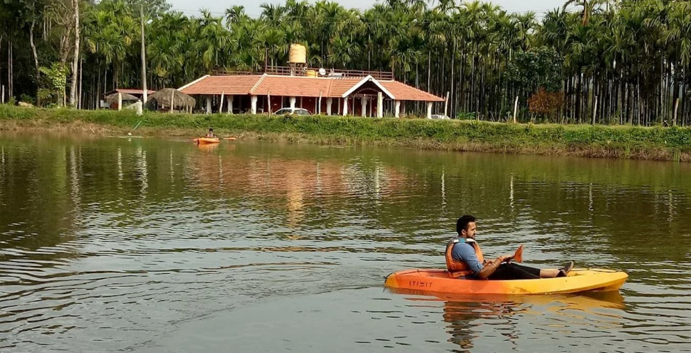 Haveli Holiday Home (H cube Homestay)