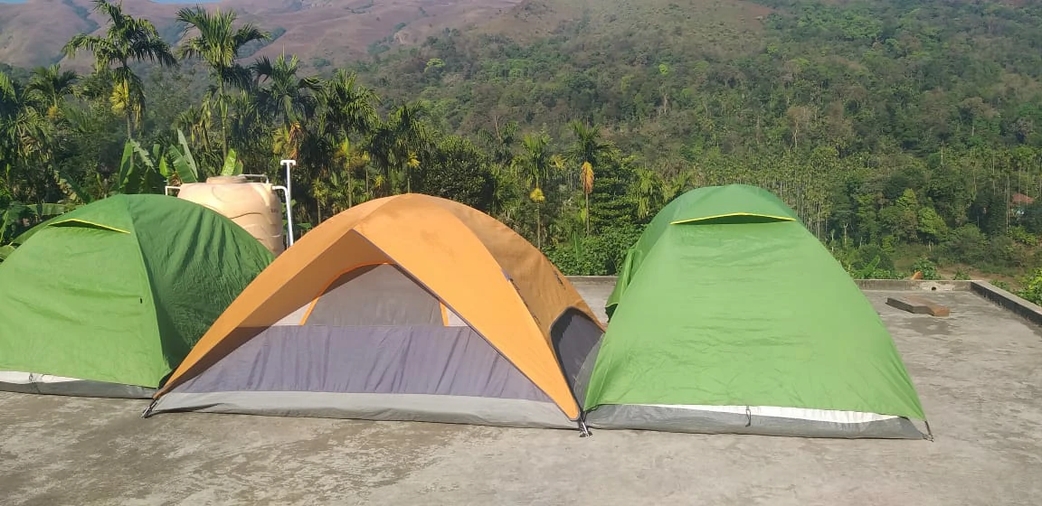 Three Sharing 4 Tents Minimum 5 Pax