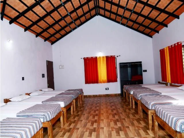 Dormitory Minimum 5 Pax