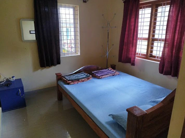 3 Double Bedroom with Hall Minimum 4 Pax
