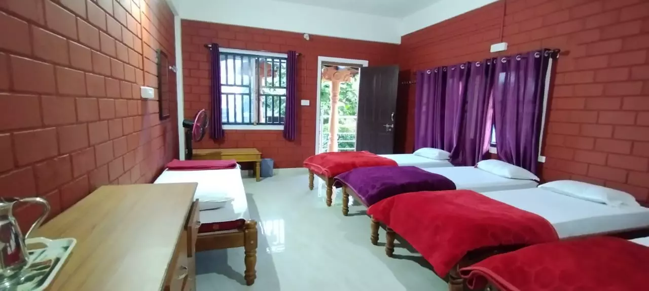 5 Bedded Deluxe Room