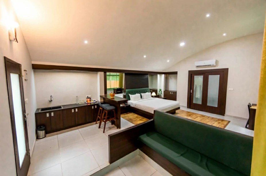 Meru Vindhya (1 Bedroom Villa with Jacuzzi) 